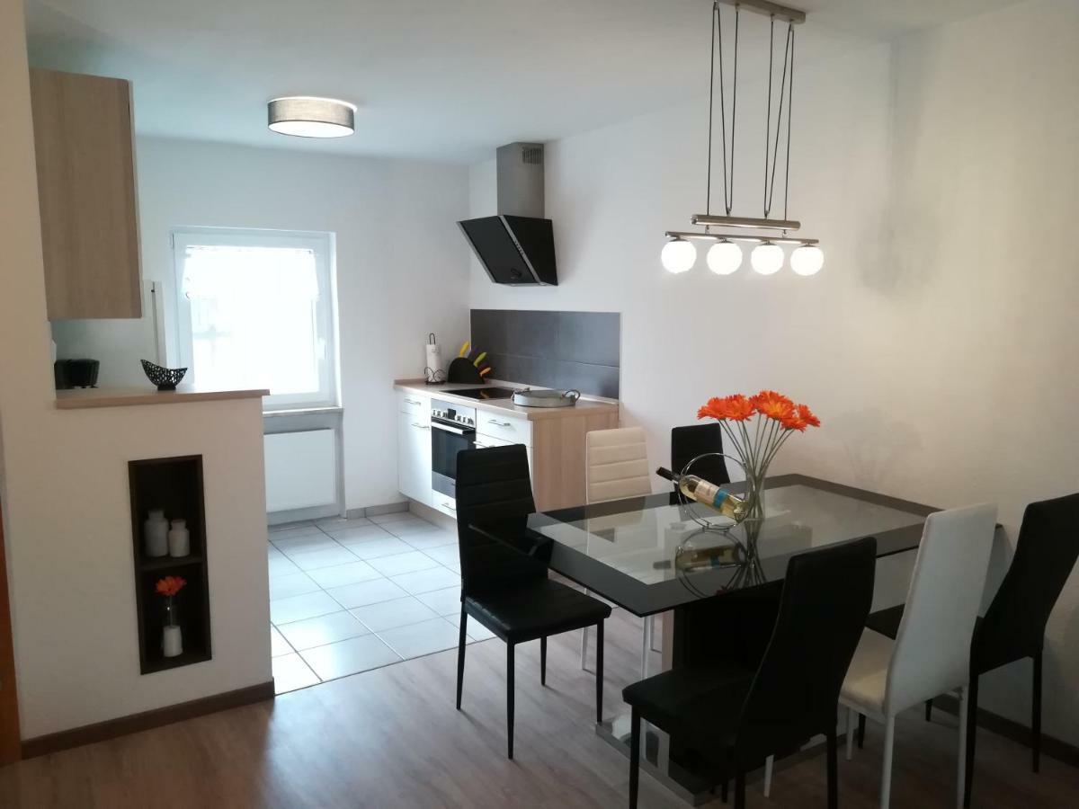 Ferienwohnung Am Reinhardswald - Eichenlaub - Mit Sauna Trendelburg Esterno foto