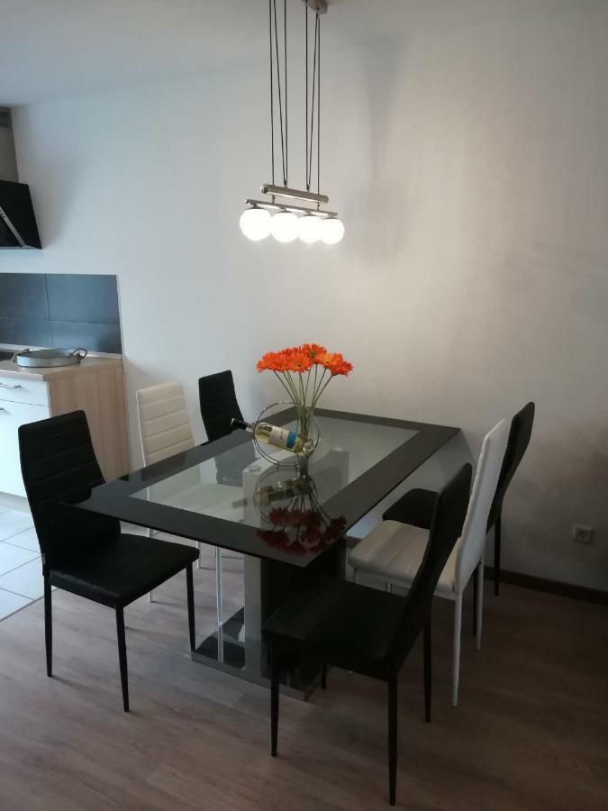 Ferienwohnung Am Reinhardswald - Eichenlaub - Mit Sauna Trendelburg Esterno foto